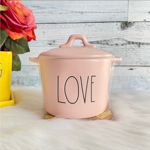 Rae Dunn Valentine LOVE Casserole Dish Pot
